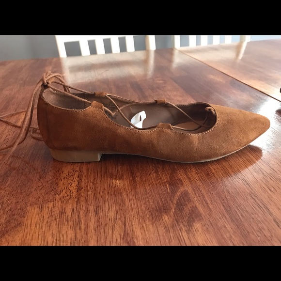 Brown Faux Suede Mossimo pointy lace-up flats - Picture 3 of 4